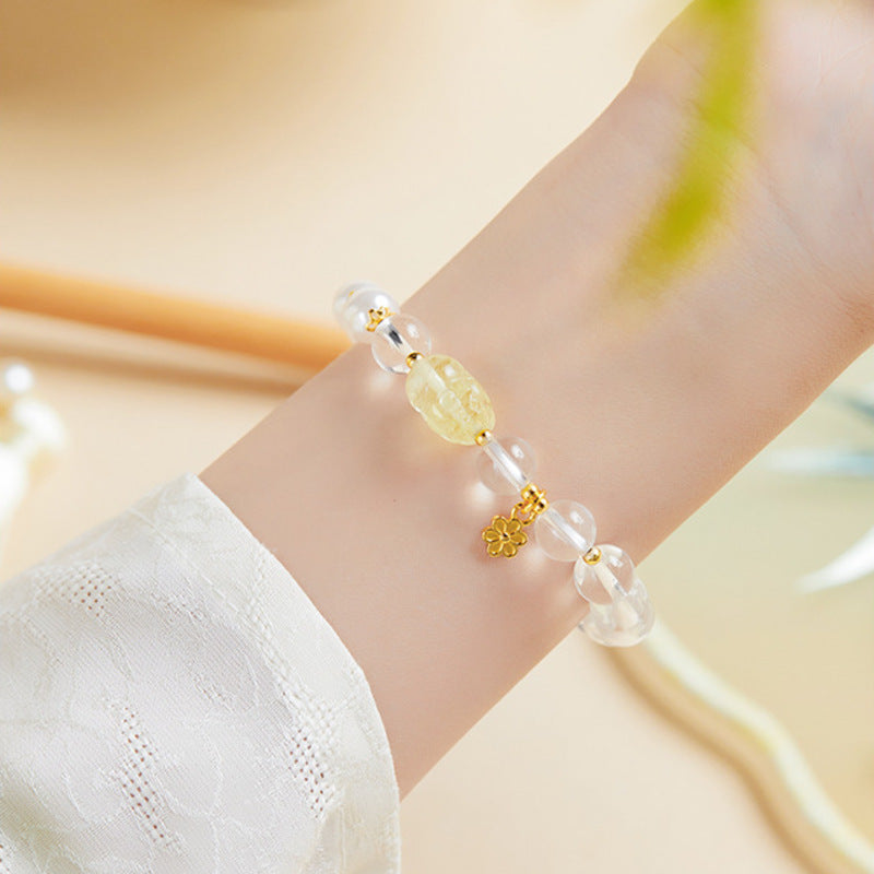 Supplier model wearing the lemon quartz Pixiu bracelet