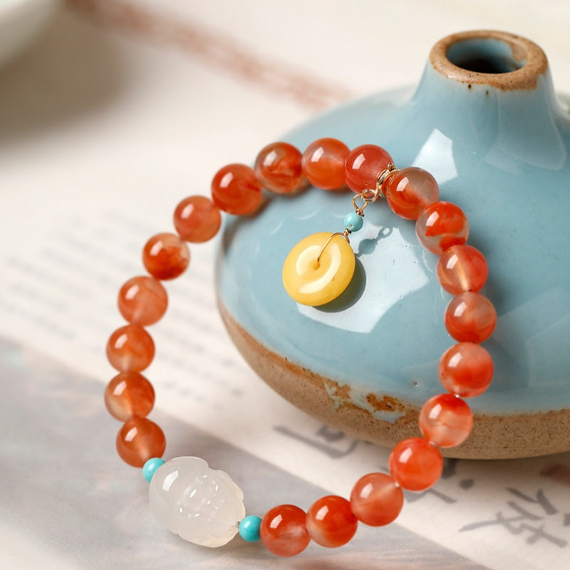 Prosperity in Motion-White Agate Pixiu Beaded Bracelet