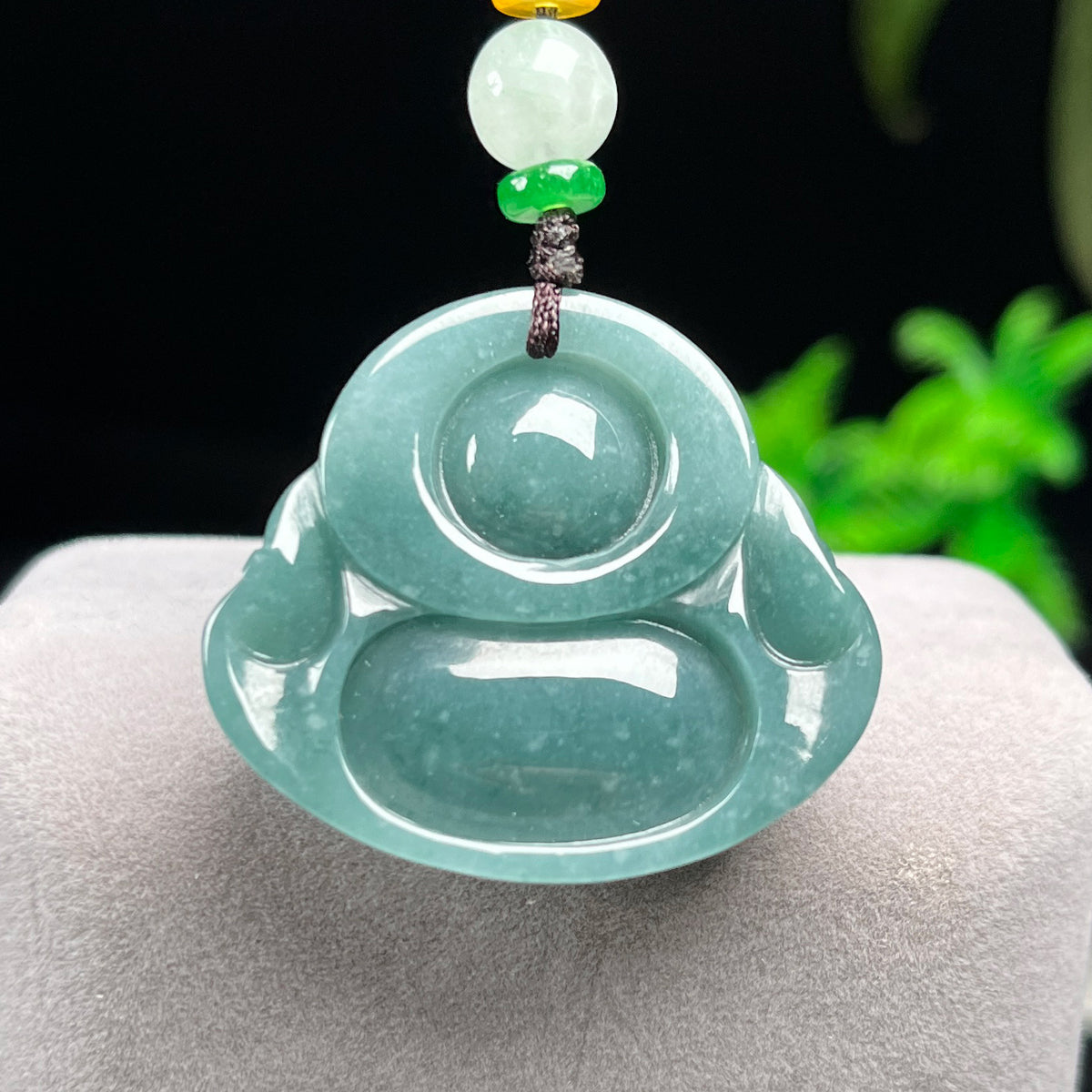 Natürlicher Grün-Weiß-Jaspis Lachender Buddha Vollständiger Segen Glücksbringer-Anhänger