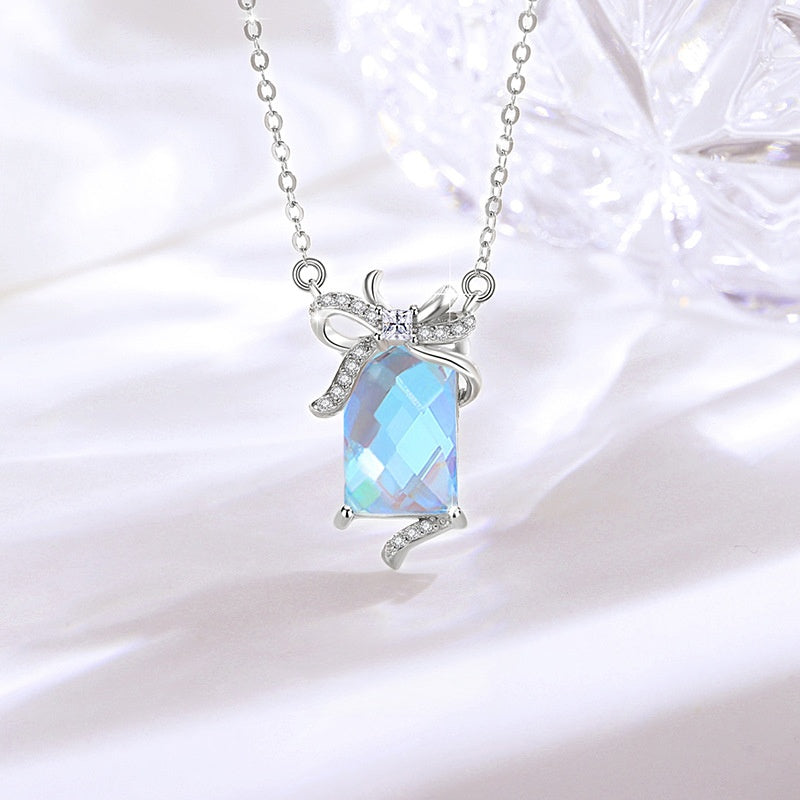 Bow Liuli Sterling Silver Necklace-Mutual Attraction