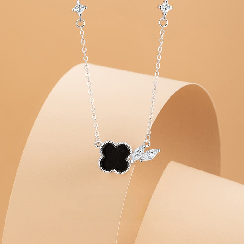 Clover Flower Black Agate Necklace-Love in Bloom