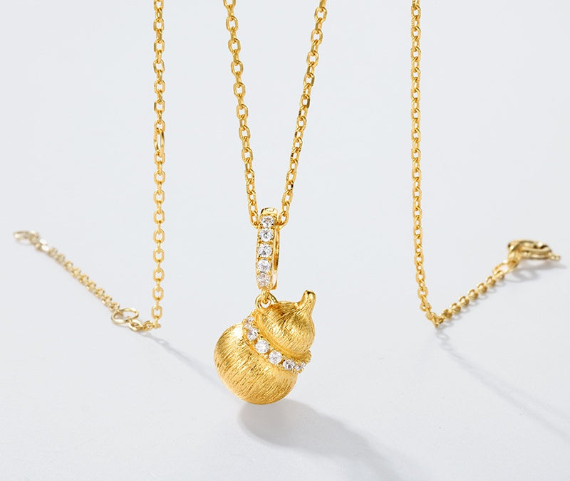 Vintage Gourd Necklace – 10K Gold-Tone Brushed Silver Pendant for Elegant Women