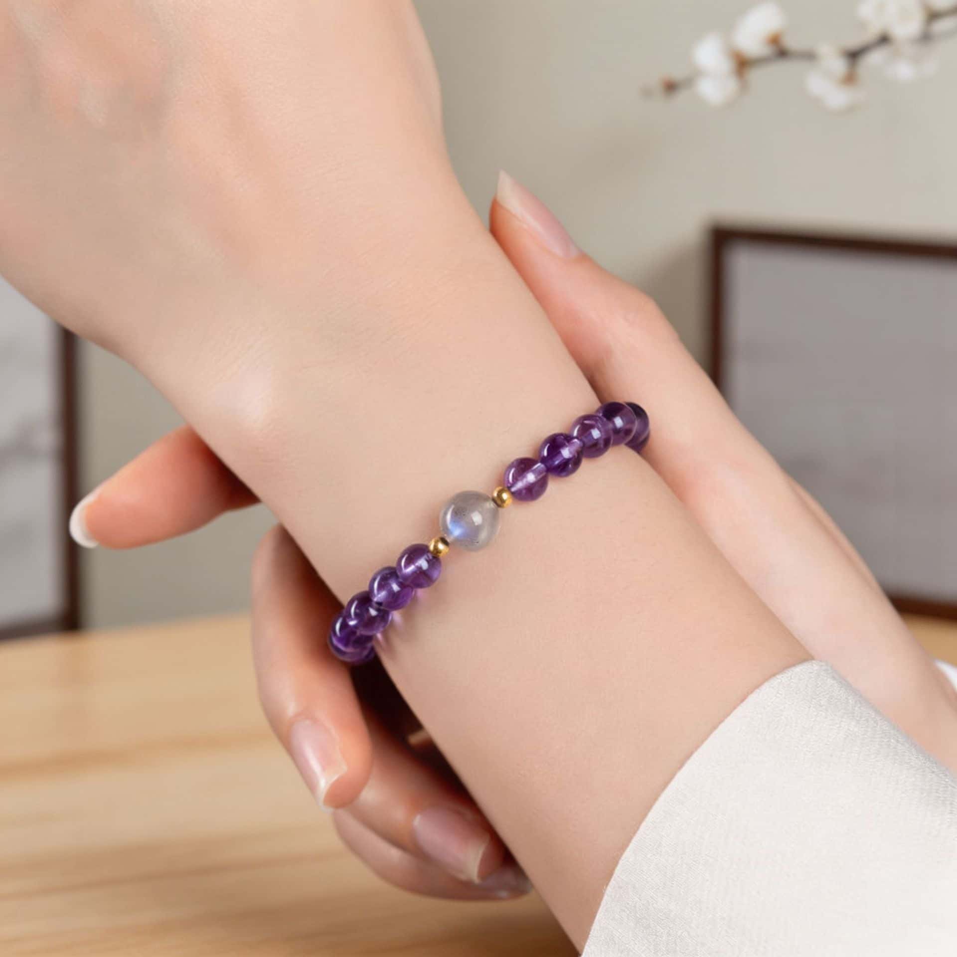 Gray Moonstone Amethyst Bracelet-Fortune in Flow