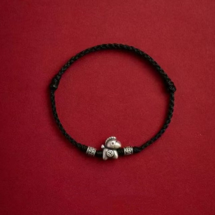 2026 Zodiac Horse Bracelet–Red String “Wealth Arrives Swiftly”
