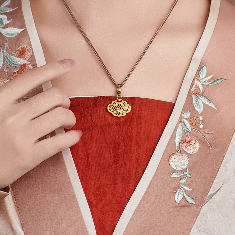 Front view of the magpie ruyi lock necklace on the original model
