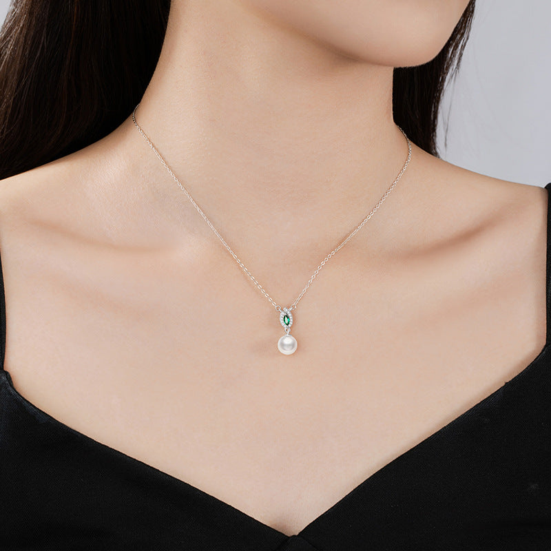Leaf Freshwater Pearl Necklace-A Touch of Spring