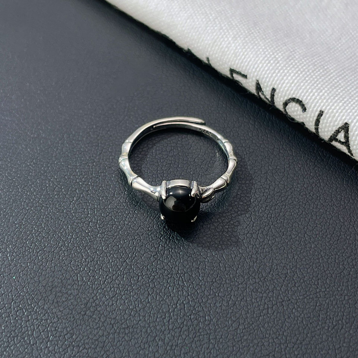 Quiet Confidence-Bamboo Black Agate Silver Ring