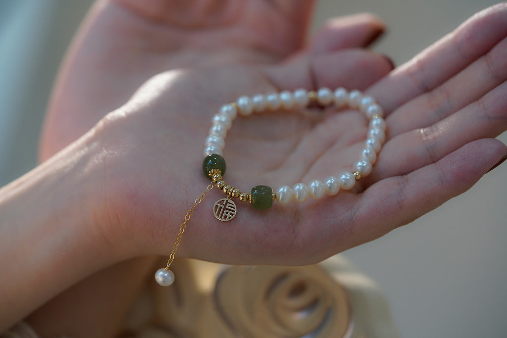 Naturperlenarmband – Grüne Jadeperlen „Fu“