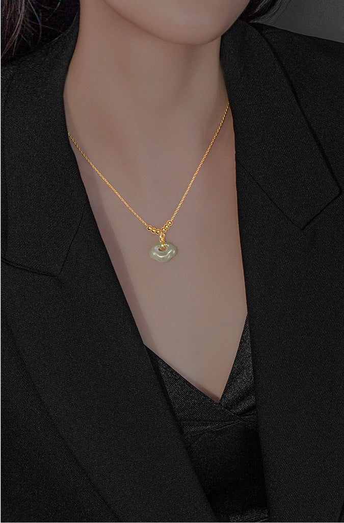 Fengshui Ru Yi Jade Halskette