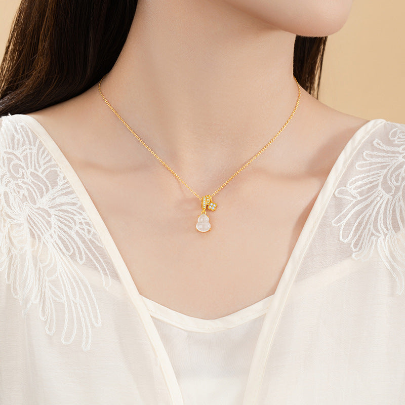 Jade Gourd Pendant Necklace-Luminous Blessing