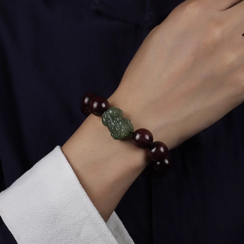 Green Jade Pixiu Sandalwood Bead Bracelet-Grounded Fortune