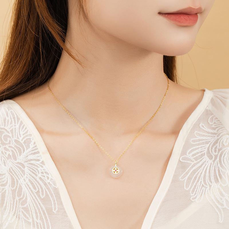 Clover Peace Disc Chalcedony Necklace-Blessings for Mom