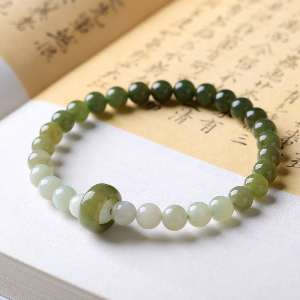 Green Jade Gradient Bead Bracelet – Calm Flow & Balance Energy