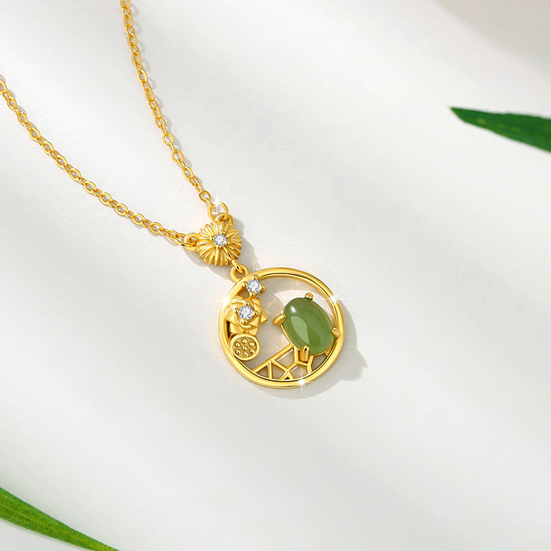 Daisy Nephrite Jade Necklace-Peace and Joy