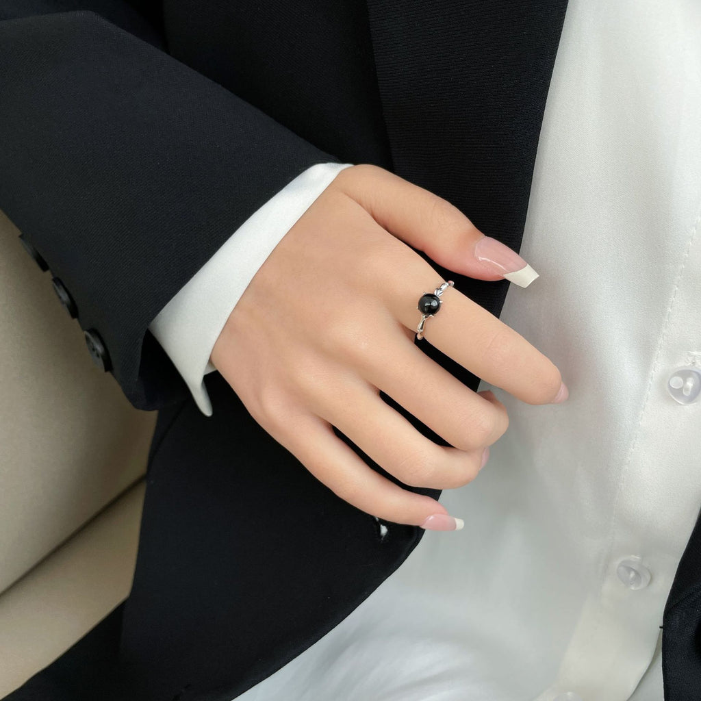 Quiet Confidence-Bamboo Black Agate Silver Ring