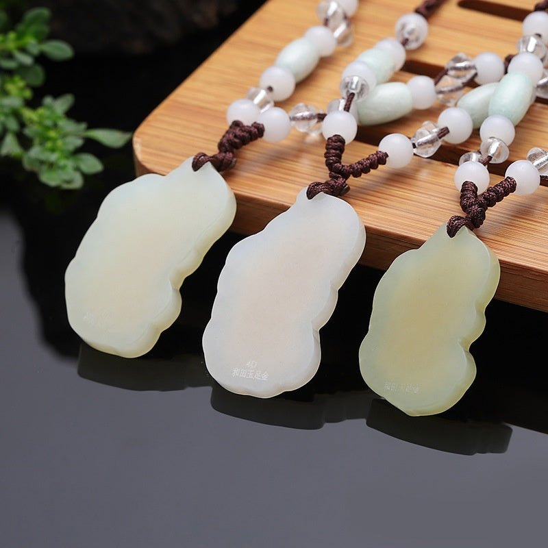 Goldener Pixiu Natur-Weißjade Glücksanhänger