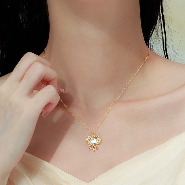 Longevity Lock Cubic Zirconia Necklace-Peaceful Blessing