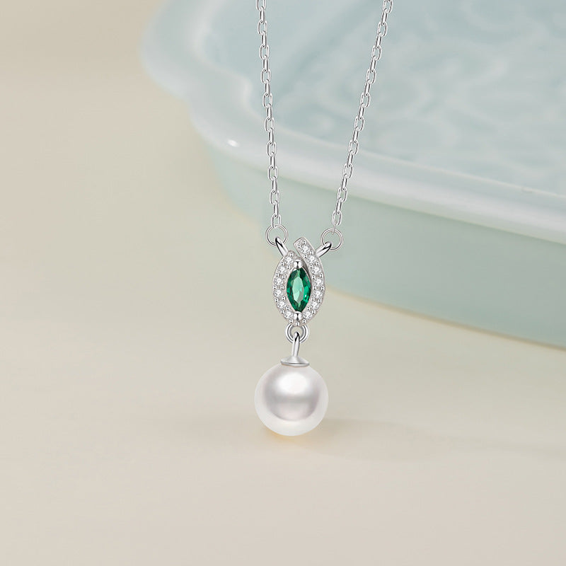 Leaf Freshwater Pearl Necklace-A Touch of Spring
