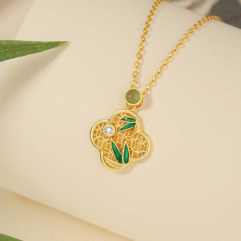 A Clover of Your Own-Bamboo Nephrite Jade Necklace