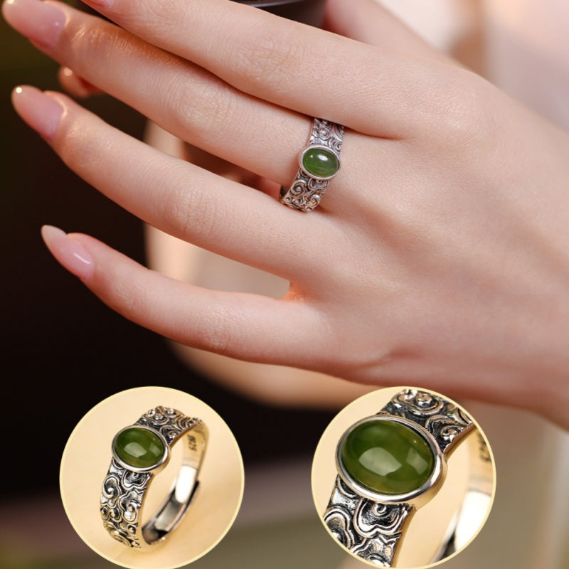 Quiet Bloom-Daisy Nephrite Jade Ring
