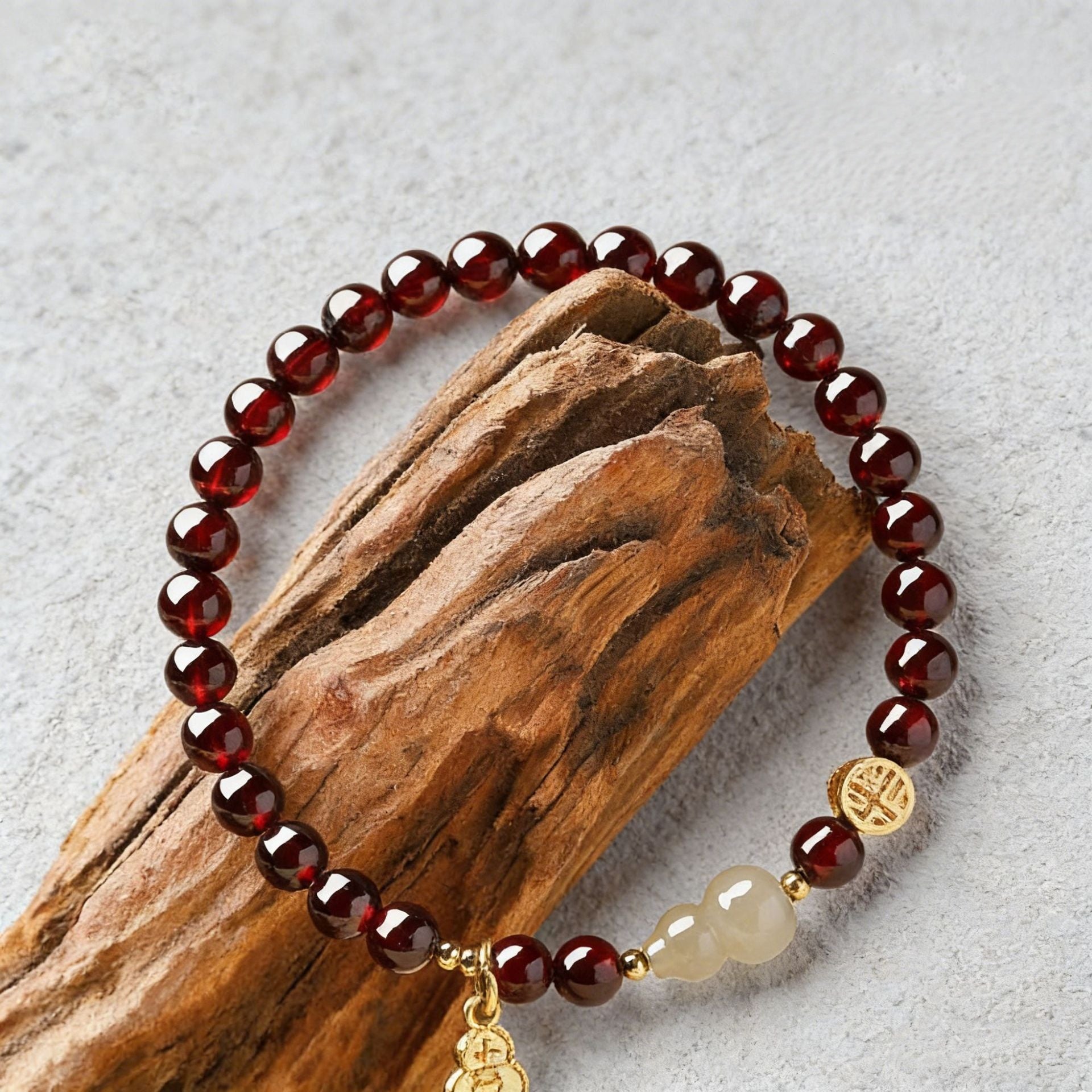 Blessings in Motion-Nephrite Jade Gourd Garnet Bracelet