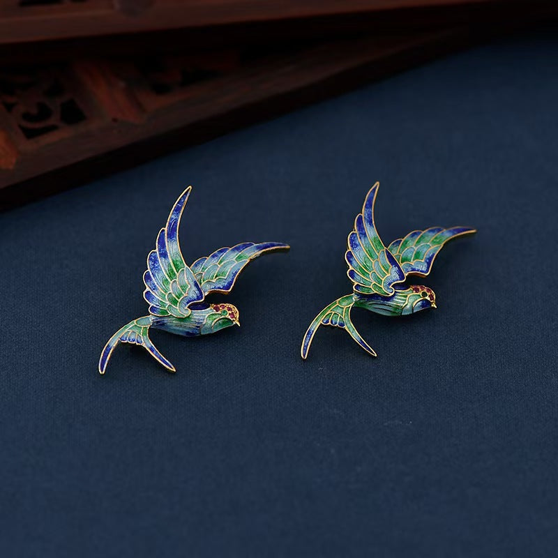 Cloisonne Swallow Pendant Necklace – Symbol of Hope, Freedom & Elegance