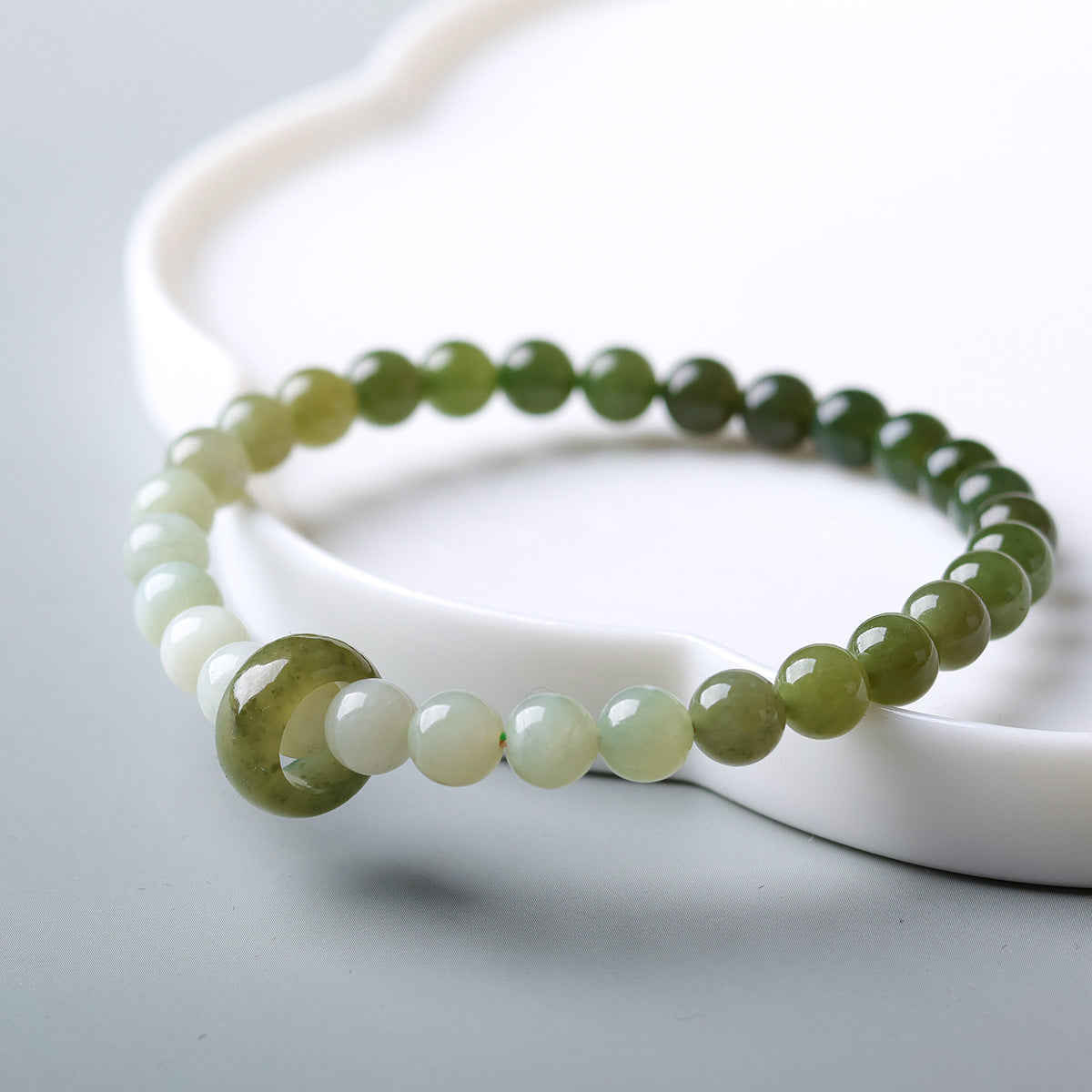 Green Jade Gradient Bead Bracelet – Calm Flow & Balance Energy