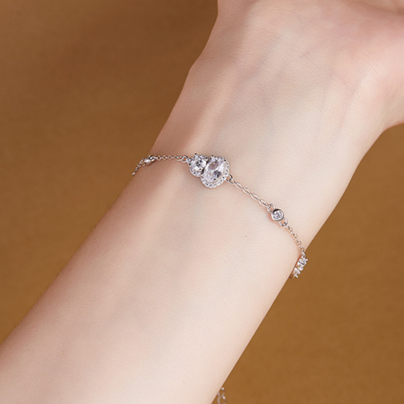 Original model wearing the silver gourd bracelet