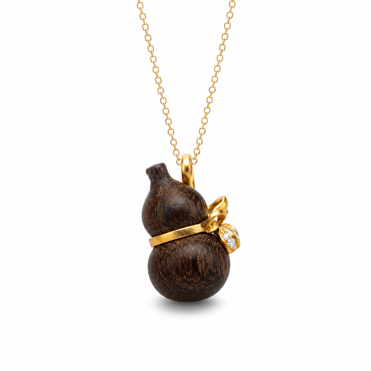 Sandalwood Gourd Pendant Necklace – Blessings of Protection, Fortune & Fulfillment