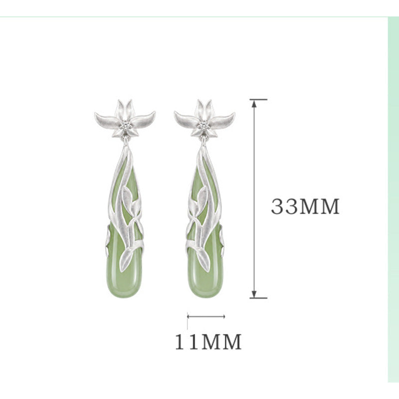 Hetian jade magnolia earrings size reference 33 x 11 mm