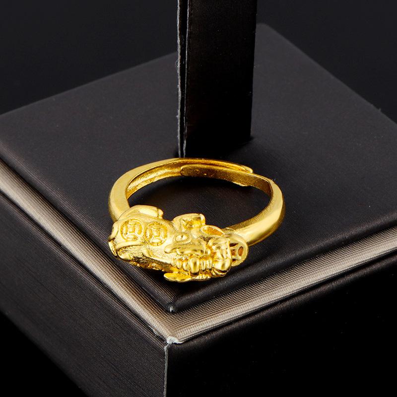 Wire Circle Ring with 24K Gold Plate