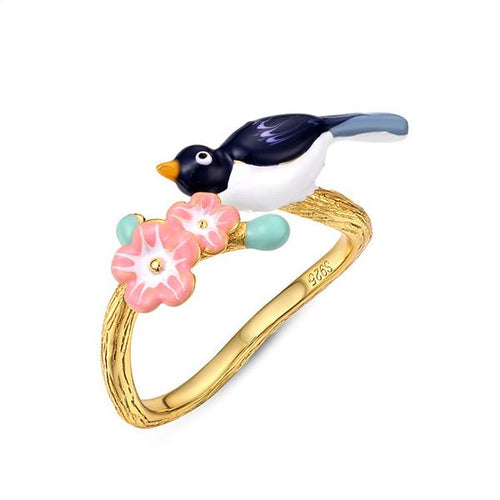 Auspicious Feng Shui Magpie Gold Necklace - FengshuiGallary