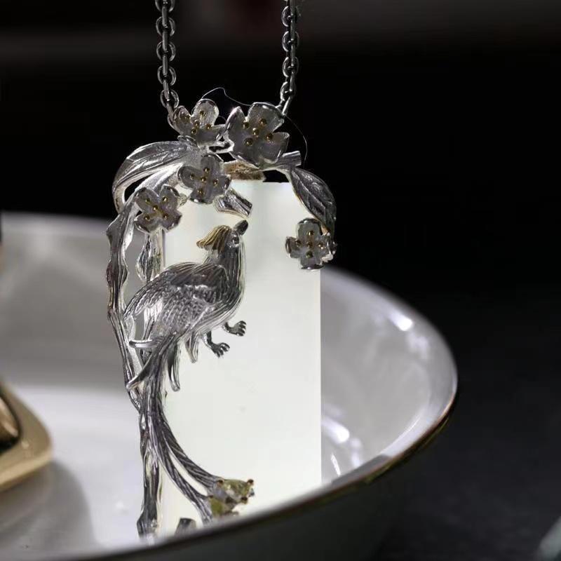 Auspicious Magpie White Jade Wealth Pendant - FengshuiGallary