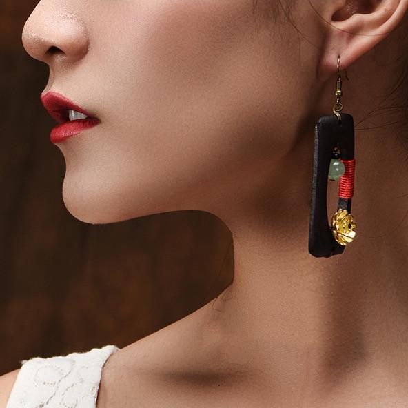 Aventurine Stone Sandalwood Wealth Earring - FengshuiGallary