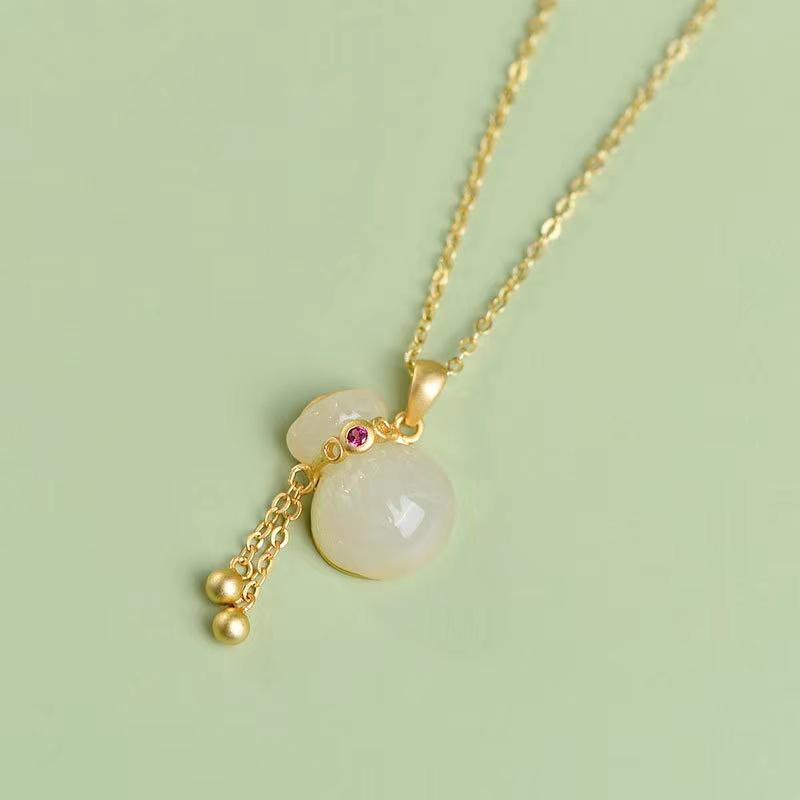 Fengshui Calabash Jade Pendant 925 Nacklace - FengshuiGallary
