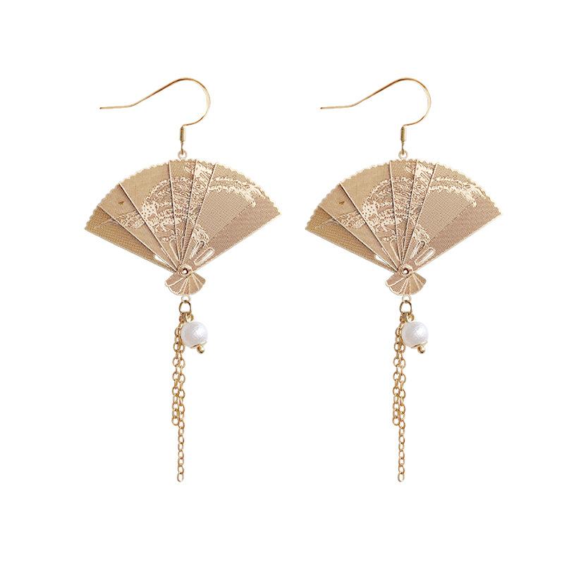 Fengshui Fan Pearl Earrings - FengshuiGallary