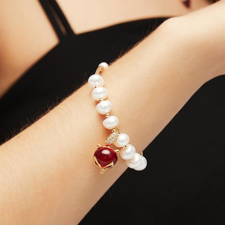 Fengshui Fox Bracelet-Natural Pearl Beads - FengshuiGallary