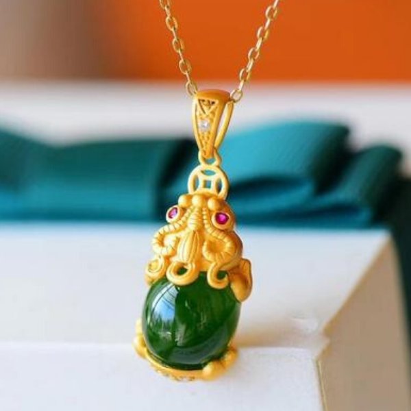 Green Jade Gold Pixiu Lucky Pendant Necklace - FengshuiGallary