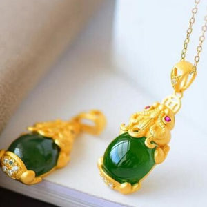 Green Jade Gold Pixiu Lucky Pendant Necklace - FengshuiGallary