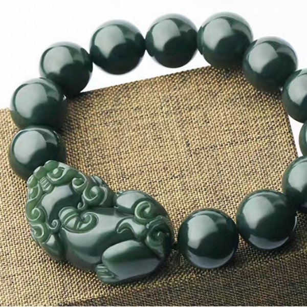 Hetian Green Jade Pixiu Fortune Bracelet - FengshuiGallary