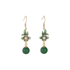 Pearl Knot Green Jade Wealth Earring - FengshuiGallary