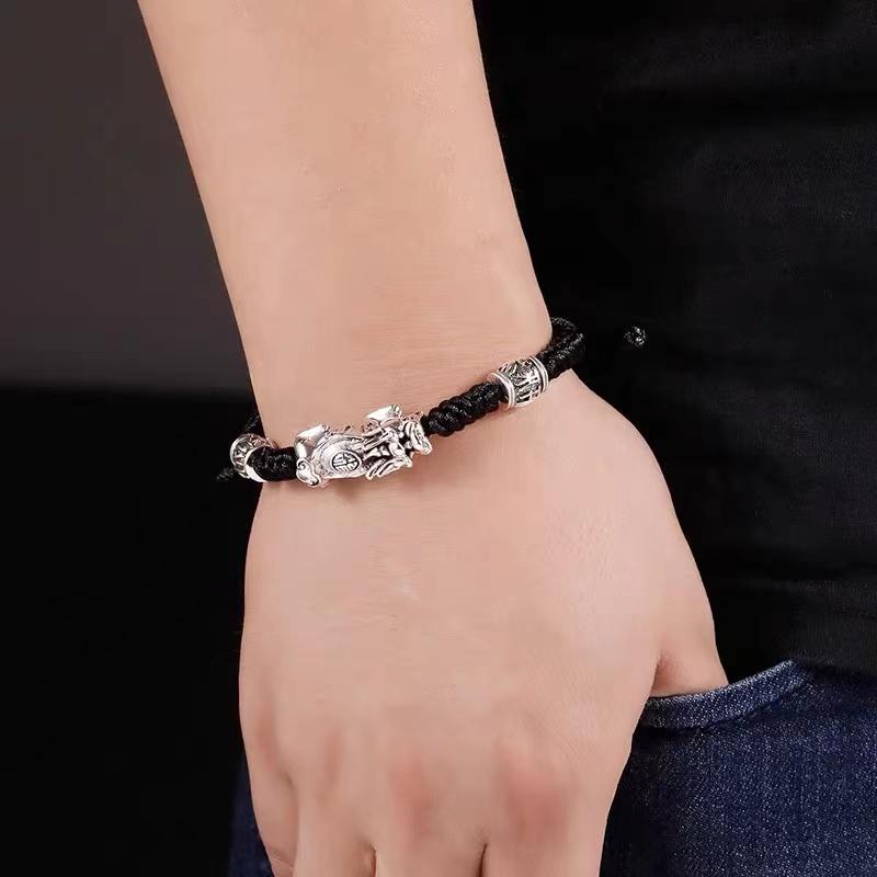 Pixiu Bracelet-Mantra Beads Black String - FengshuiGallary