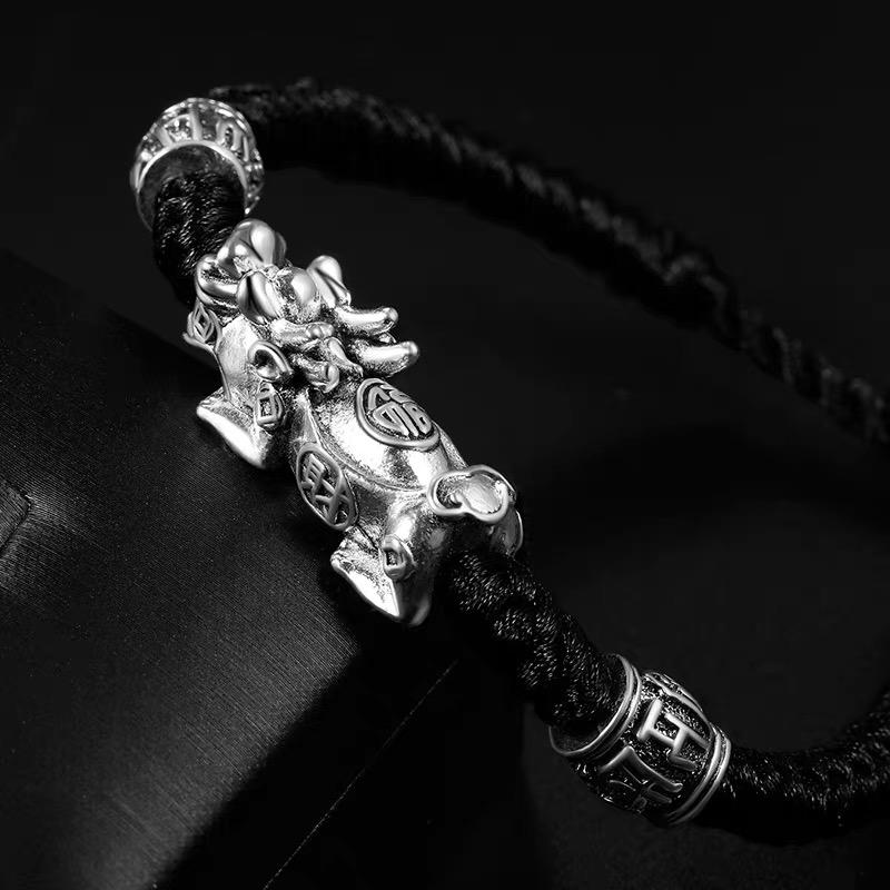 Pixiu Bracelet-Mantra Beads Black String - FengshuiGallary