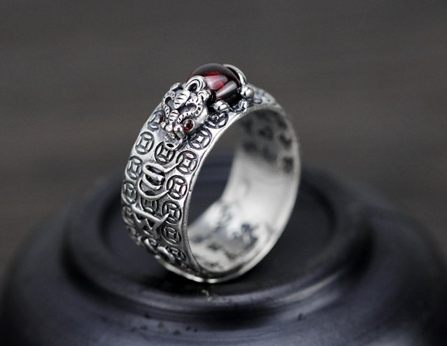 Pixiu Natural Red Garnet Stone Ring - FengshuiGallary