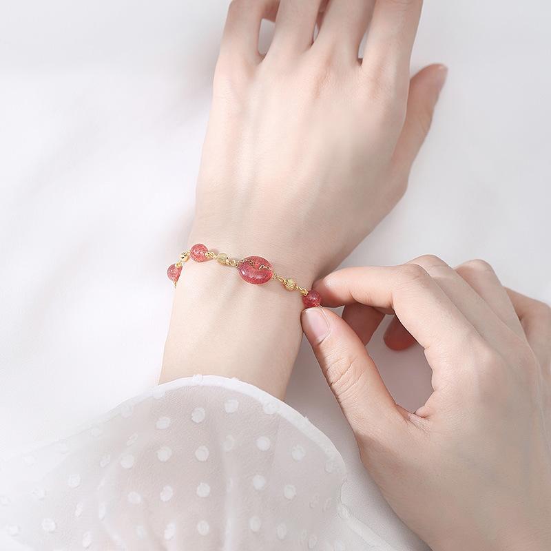 Strawberry Crystal Auspicious Knot Lucky Bracelet - FengshuiGallary