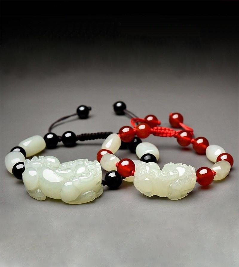White Jade Pixiu Lucky Bracelet - FengshuiGallary